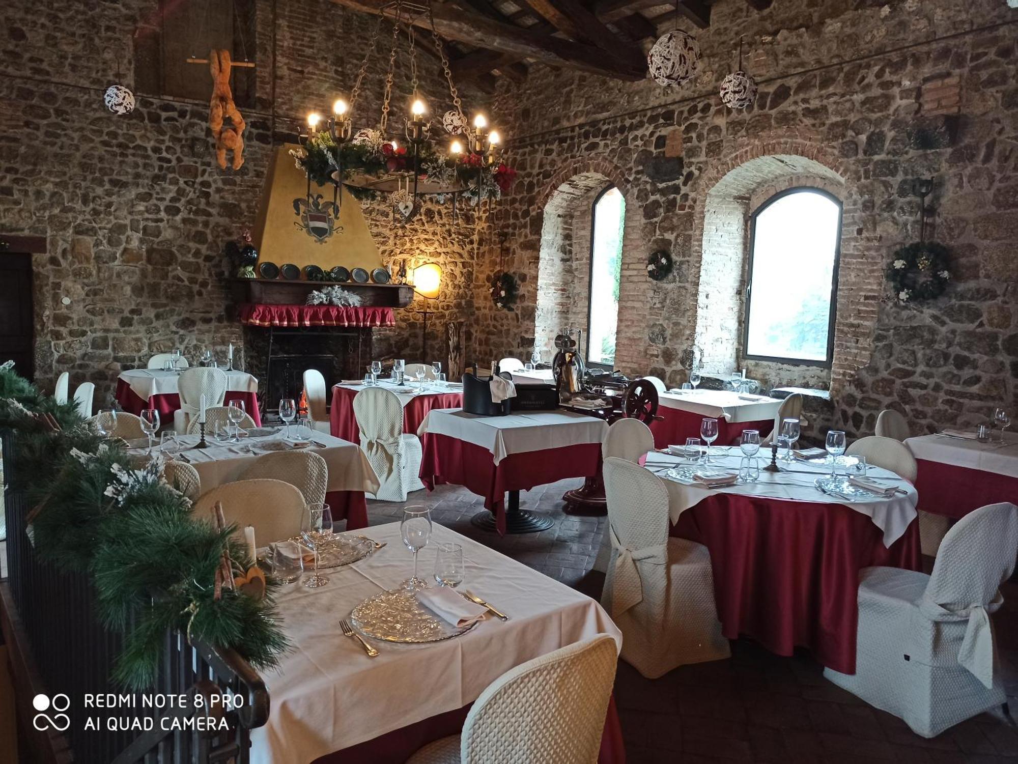Appartamento Taverna Gattolini Venzone Exteriér fotografie