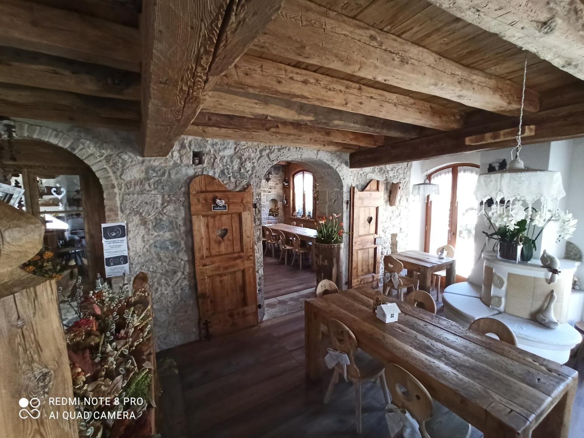 Appartamento Taverna Gattolini Venzone Exteriér fotografie