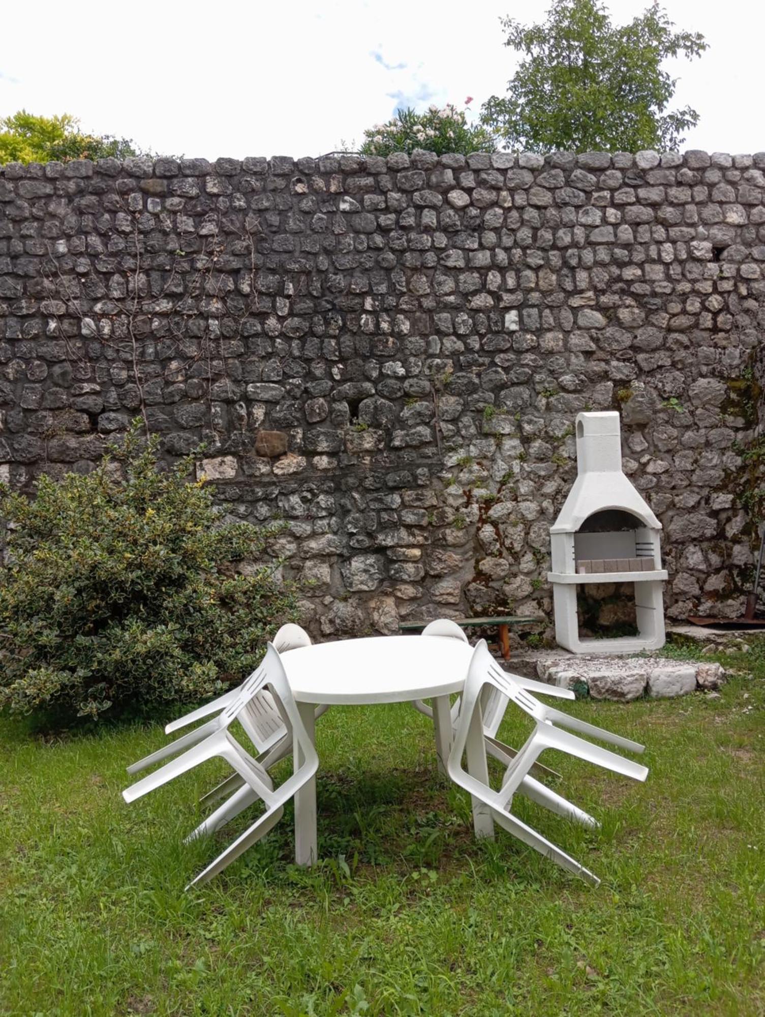 Appartamento Taverna Gattolini Venzone Exteriér fotografie